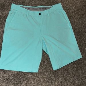 Men’s Under Armour golf shorts